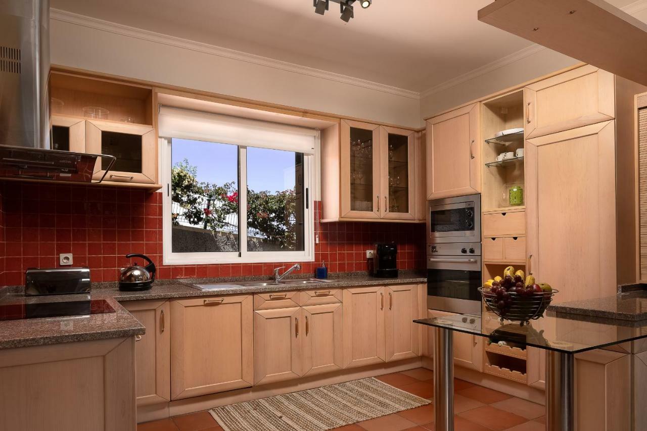 Villa Sunrise View By Madeira Sun Travel ซานตาครูซ ภายนอก รูปภาพ