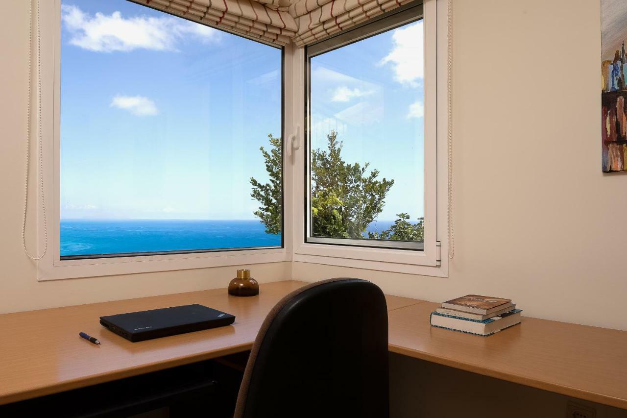 Villa Sunrise View By Madeira Sun Travel ซานตาครูซ ภายนอก รูปภาพ